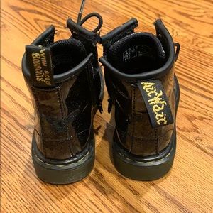 Toddler doc martens